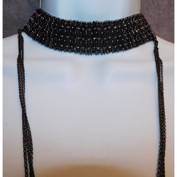 Gothic Multilayer Choker Necklace With Faux Pearl Accent - Picture 3 of 4